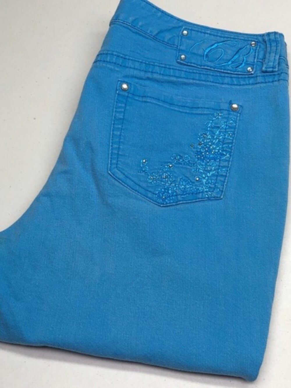 LIKE NEW CODE BLEU MARIELLE CAPRI JEANS 16/33x19 ⭐️